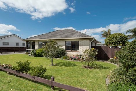 Photo of property in 1/4 Solway Place, Mount Maunganui, 3116