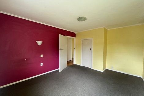 Photo of property in 65 Ocean View Road, Hillcrest, Auckland, 0627