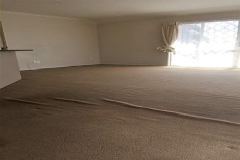 Photo of property in 65a Rodney Street, Howick, Auckland, 2014