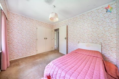 Photo of property in 76 Raukawa Street, Stokes Valley, Lower Hutt, 5019