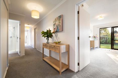 Photo of property in 144 Beacon Point Road, Wanaka, 9305