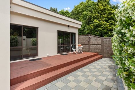 Photo of property in 98 River Road, Hamilton East, Hamilton, 3216