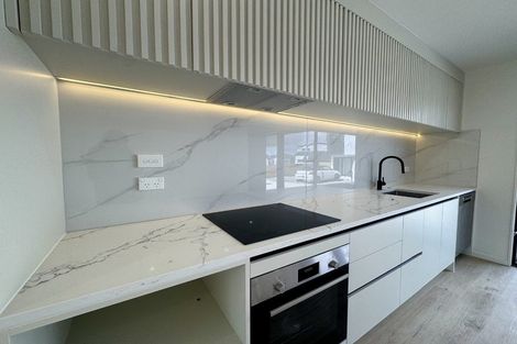 Photo of property in 2/36 Fairdale Place, Birkdale, Auckland, 0626