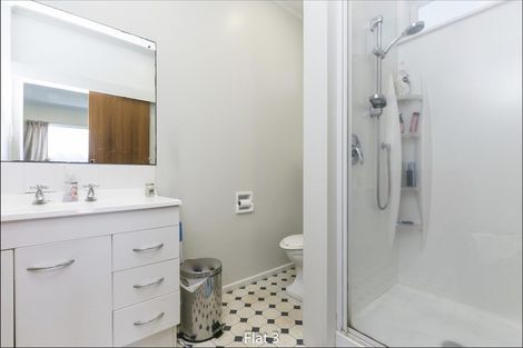 Photo of property in 58 Fairlie Terrace, Kelburn, Wellington, 6021