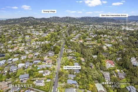 Photo of property in 17 West Lynn Road, Titirangi, Auckland, 0604