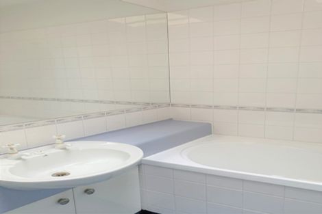 Photo of property in St James Courts, 3/77 Gloucester Street, Christchurch Central, Christchurch, 8013