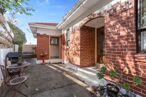 Photo of property in 1 Derwent Street, Oamaru, 9400