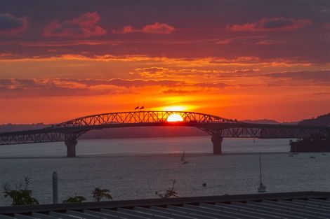 Photo of property in 79a Stanley Point Road, Stanley Point, Auckland, 0624