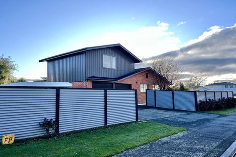 Photo of property in 8 Cruickshank Crescent, Rosedale, Invercargill, 9810