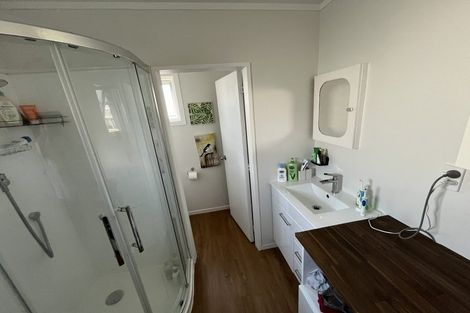 Photo of property in 16a Rua Street, Lyall Bay, Wellington, 6022