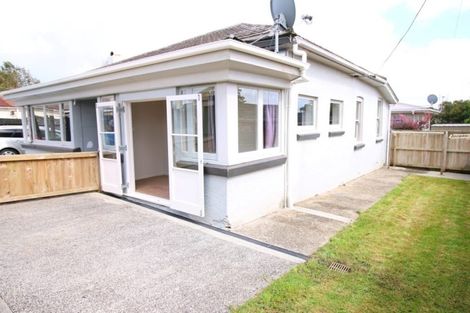 Photo of property in 27a West Coast Road, Glen Eden, Auckland, 0602