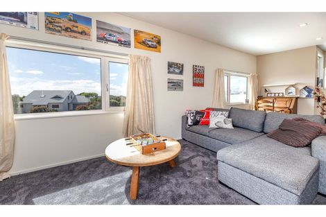 Photo of property in 49 Orlando Crescent, Waimairi Beach, Christchurch, 8083