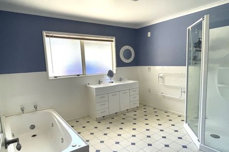 Photo of property in 205 Sunflower Road, Balclutha, 9274