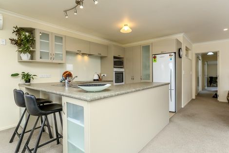 Photo of property in 12 Ropiha Street, Fitzroy, New Plymouth, 4312