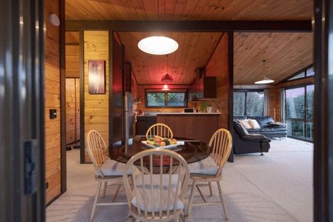 Photo of property in 6 Langstone Street, Welcome Bay, Tauranga, 3112