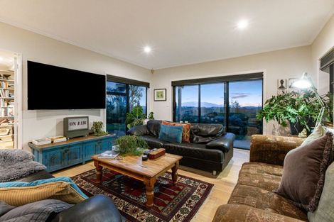 Photo of property in 204 Huia Street, Waikanae, 5391