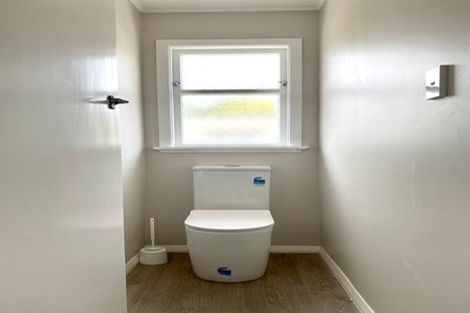 Photo of property in 11 Awatea Avenue, Paraparaumu, 5032