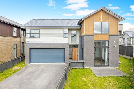 Photo of property in 18 Hirimate Place, Flat Bush, Auckland, 2019