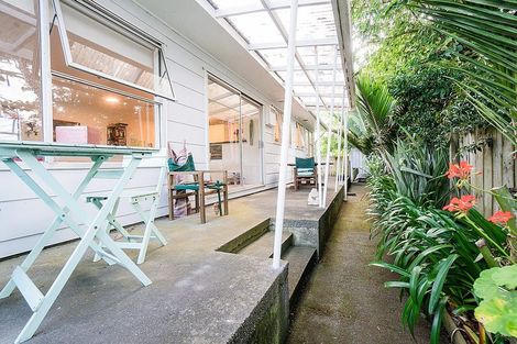 Photo of property in 19 Carey Street, Waitara, 4320