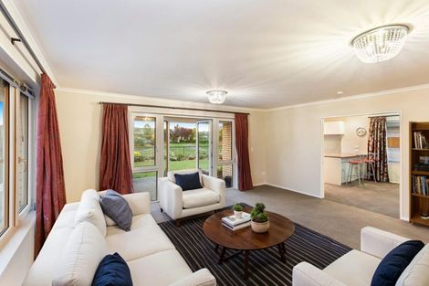 Photo of property in 12 Retallick Way, Amberley, 7410
