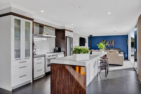 Photo of property in 427 Cardiff Road, Pembroke, Stratford, 4391