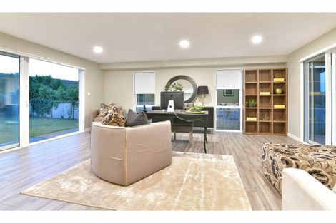 Photo of property in 12 Seaview Crescent, Hatfields Beach, Orewa, 0931