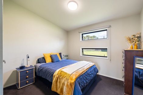 Photo of property in 5/454 Stoney Creek Road, Kelvin Grove, Palmerston North, 4470