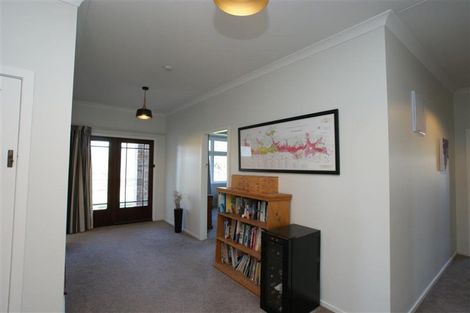 Photo of property in 71 Alma Street North, Renwick, 7204