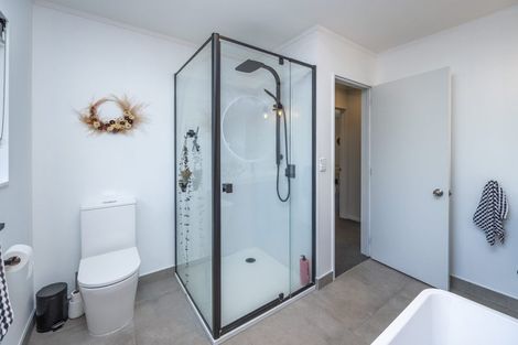 Photo of property in 33 Ayrshire Drive, Grandview Heights, Hamilton, 3200