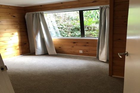 Photo of property in 15a Main Road, Tawa, Wellington, 5028