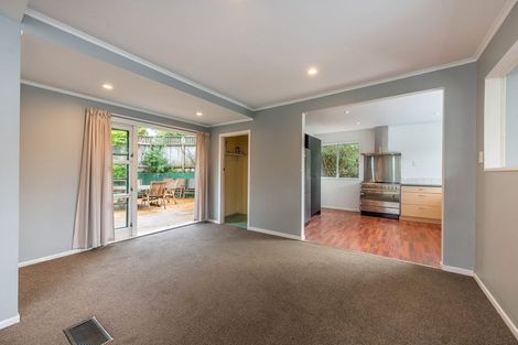 Photo of property in 4 Glen Alton Avenue, Paparangi, Wellington, 6037