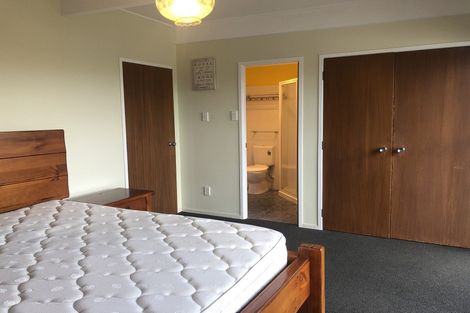 Photo of property in 59 Mcfadzean Drive, Blockhouse Bay, Auckland, 0600
