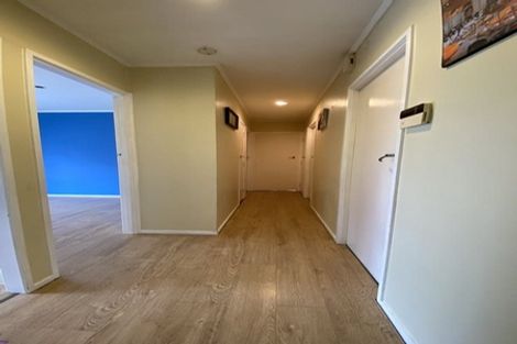 Photo of property in 3 Keryn Place, Opaheke, Papakura, 2113