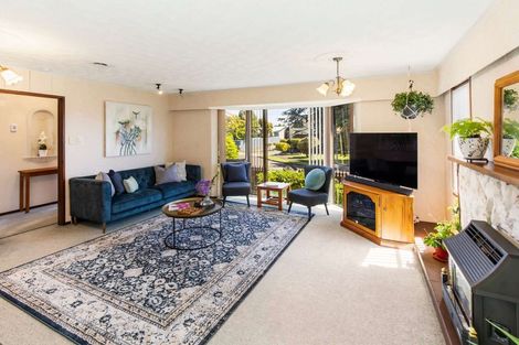 Photo of property in 19 Akepiro Place, Tawhero, Whanganui, 4501