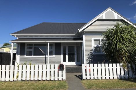 Photo of property in 2 Cecil Place, Waltham, Christchurch, 8023