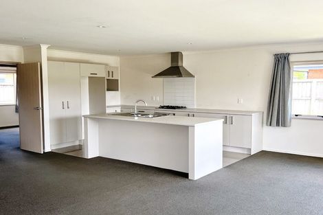 Photo of property in 2 Derwent Place, Flagstaff, Hamilton, 3210