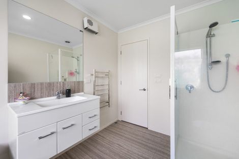 Photo of property in 12 Wills Road, Bell Block, New Plymouth, 4312