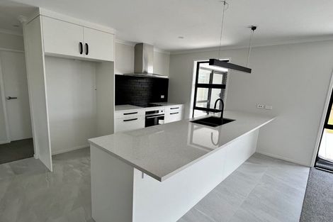 Photo of property in 24 Kerr Crescent, Patumahoe, 2679