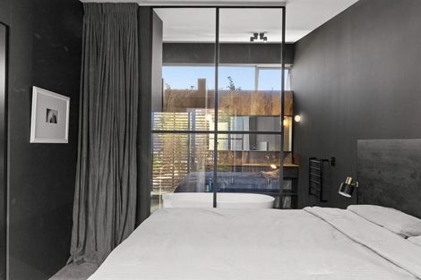 Photo of property in 11 Advance Terrace, Arrowtown, 9302