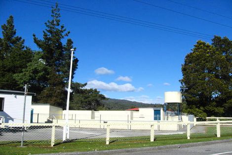 Photo of property in 291 Marsden Road, Greymouth, 7805