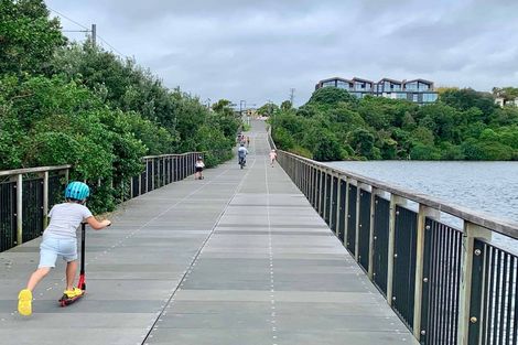 Photo of property in 7/19 Houghton Street, Meadowbank, Auckland, 1072