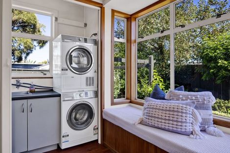 Photo of property in 11 George Street, Lower Vogeltown, New Plymouth, 4310