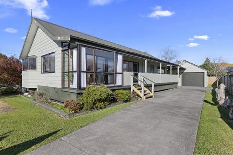 Photo of property in 3 Kowhai Street, Hamilton Lake, Hamilton, 3204