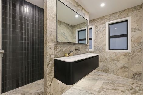 Photo of property in 58a Hinewa Road, Otumoetai, Tauranga, 3110