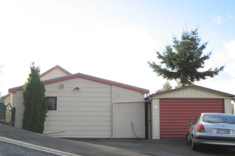 Photo of property in 32 Tanner Road, Glenleith, Dunedin, 9010