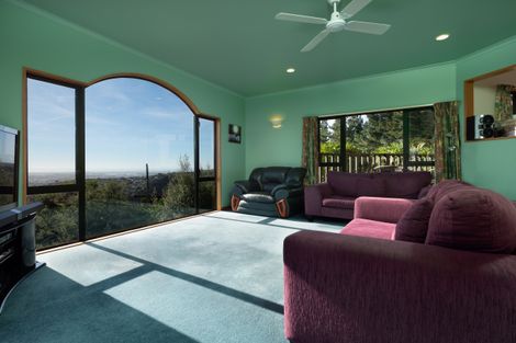 Photo of property in 33 Harry Ell Drive, Cashmere, Christchurch, 8022