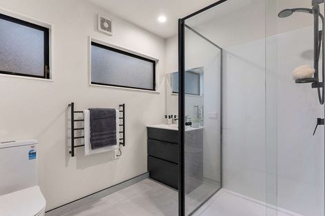 Photo of property in 2/30 Tristram Avenue, Forrest Hill, Auckland, 0620