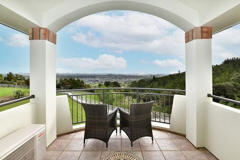 Photo of property in 54 Pinetone Road, Kumeu, 0892