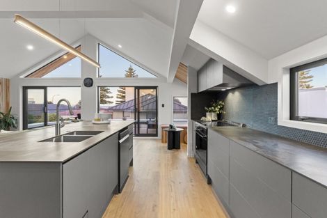 Photo of property in 56b Marine Parade, Mount Maunganui, 3116