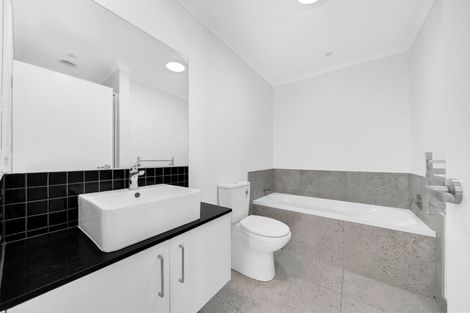 Photo of property in 46 Te Manaki Street, Pukekohe, 2120